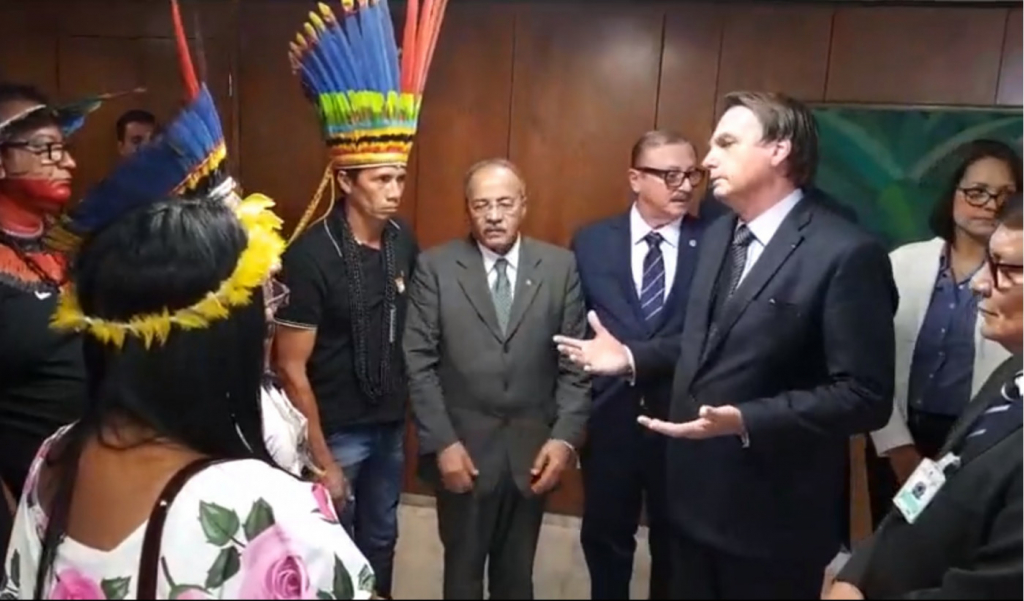 Tribunal de Haia confirma que denúncia contra Bolsonaro por ataques a povos indígenas está em avaliação